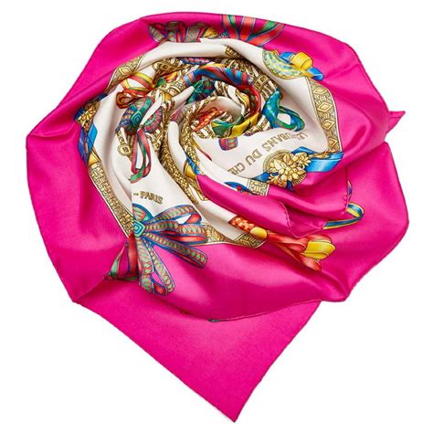 prix du foulard hermes|hermes soie carré.